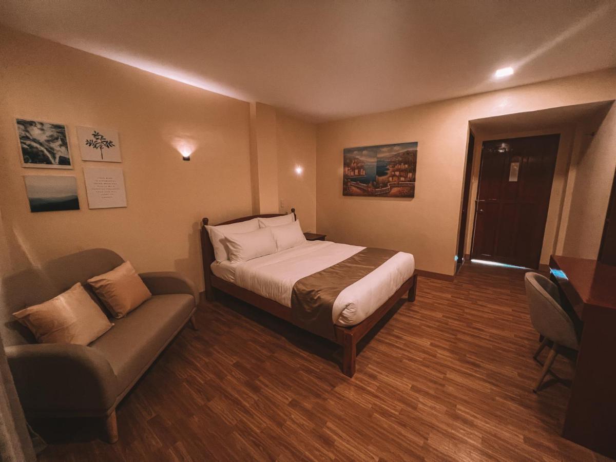 Rufana Suites Moalboal Bagian luar foto