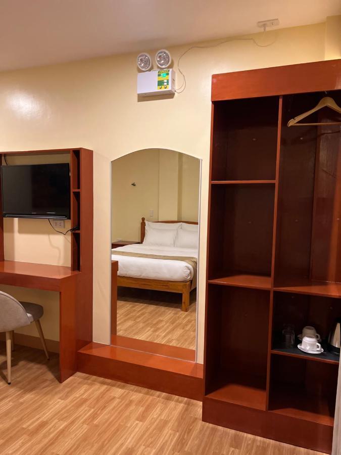 Rufana Suites Moalboal Bagian luar foto