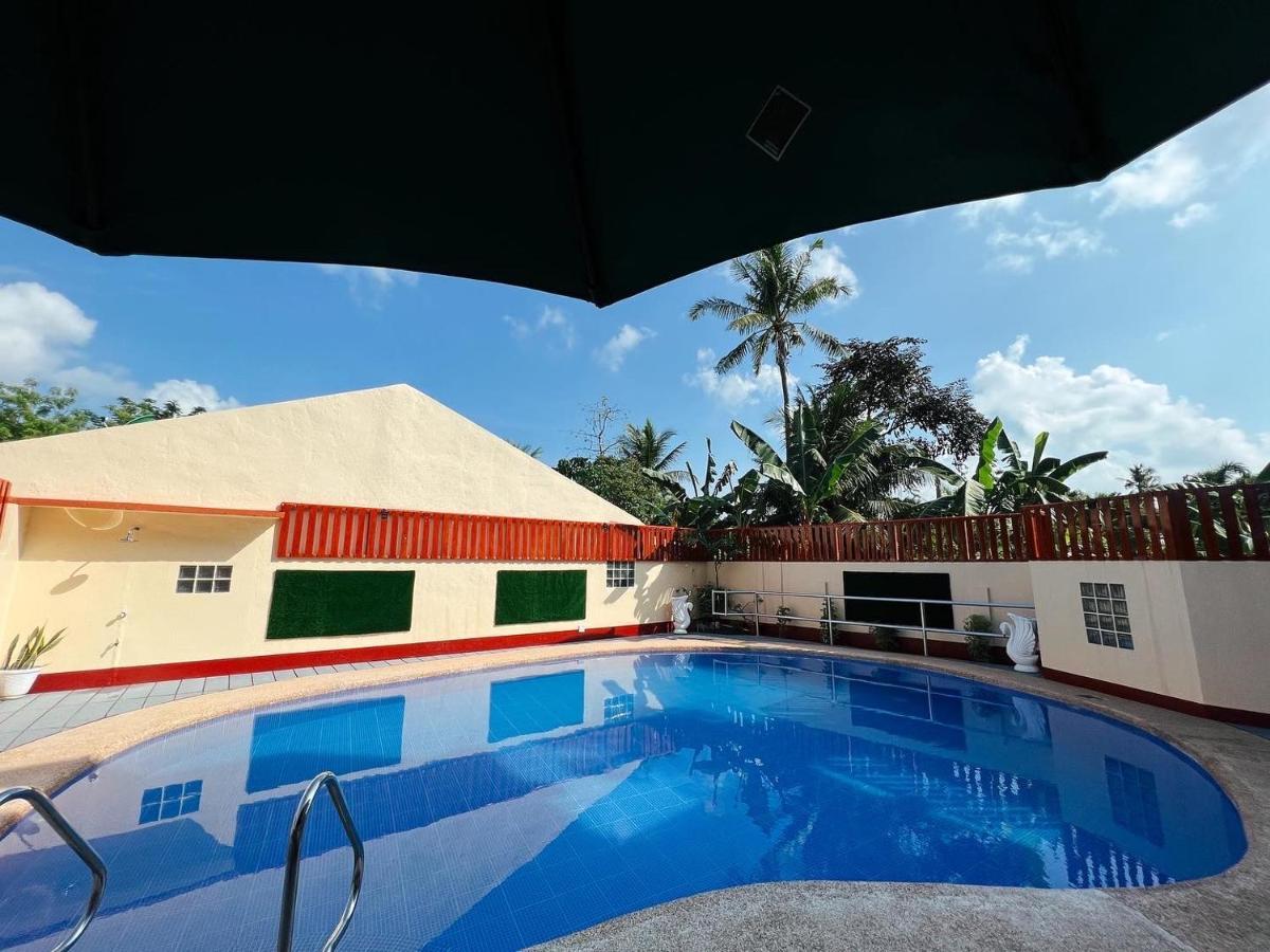 Rufana Suites Moalboal Bagian luar foto